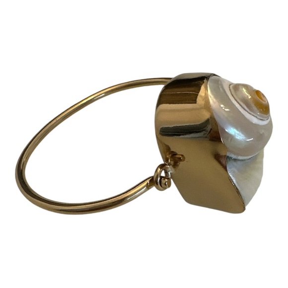 Charles Albert | Unique Cinnerus Shell Bangle / Bracelet - Picture 5 of 16